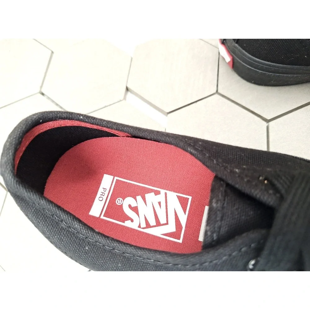 Vans Authentic Pro Triple Black Skateboard‎ Shoes Men 6.5 / Women 8 2010s Rare